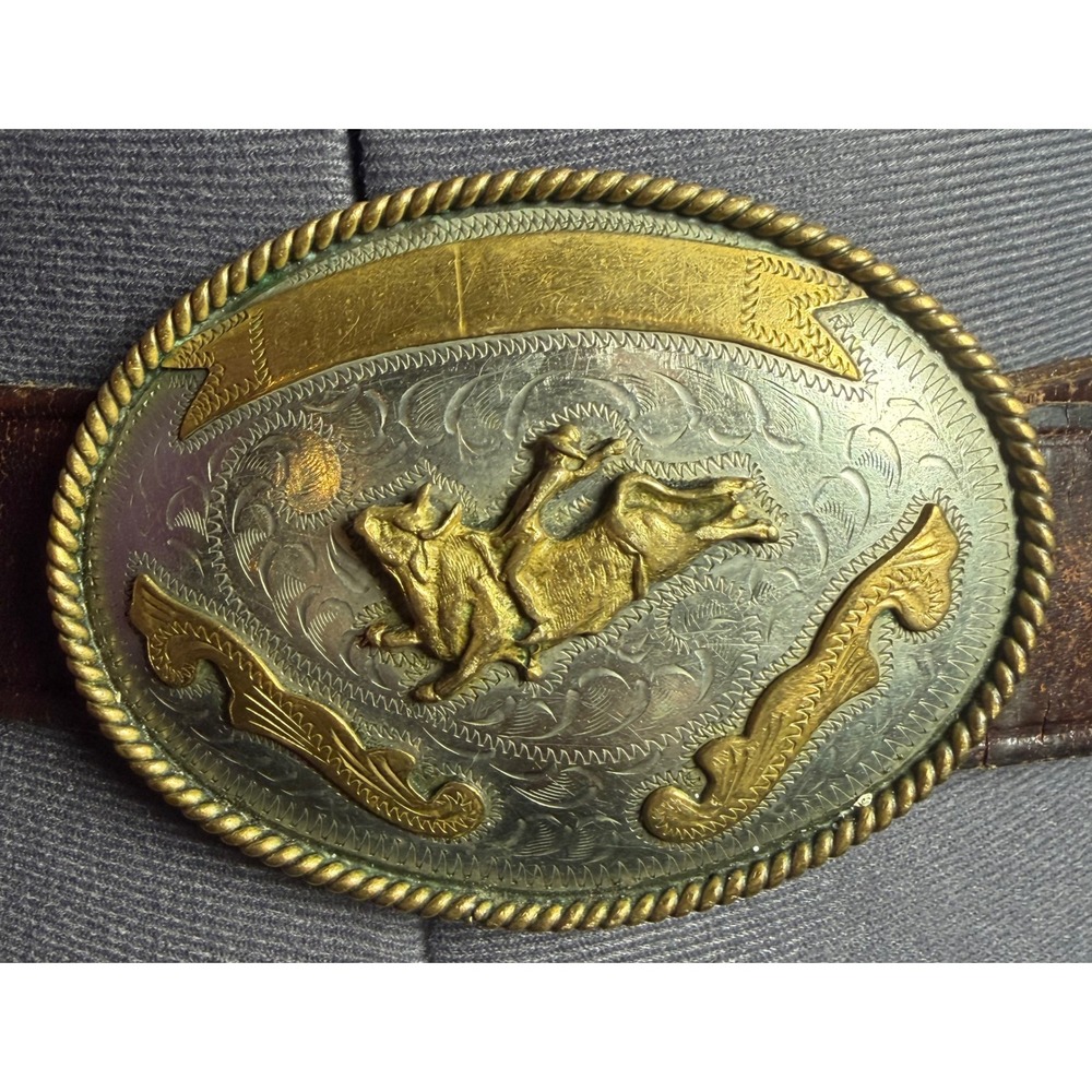 Vtg 70s 80s Western Rodeo Bull Rider Buckle Brown Leather Belt Distressed Cowboy